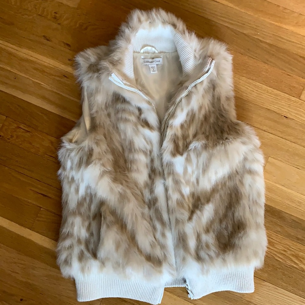 Fur vest